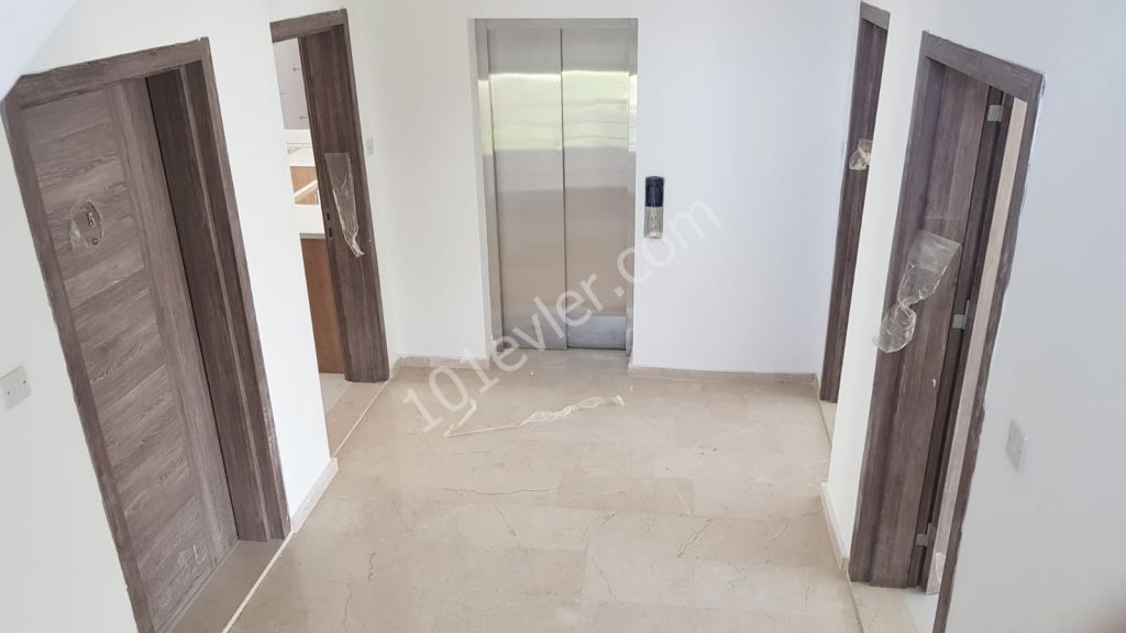 Flat To Rent in Küçük Kaymaklı, Nicosia