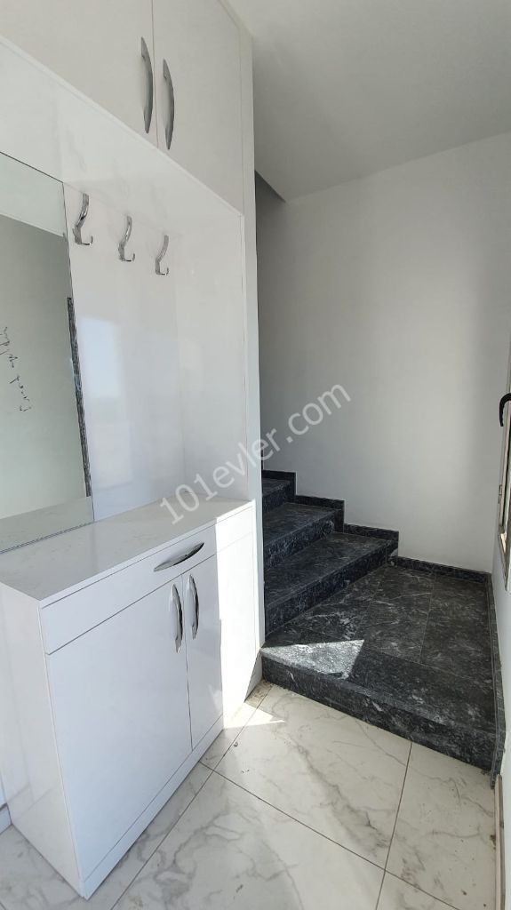 Semi Detached For Sale in Alayköy, Nicosia