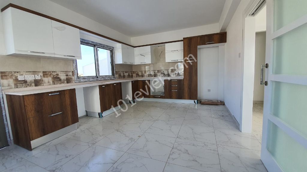 Semi Detached For Sale in Alayköy, Nicosia