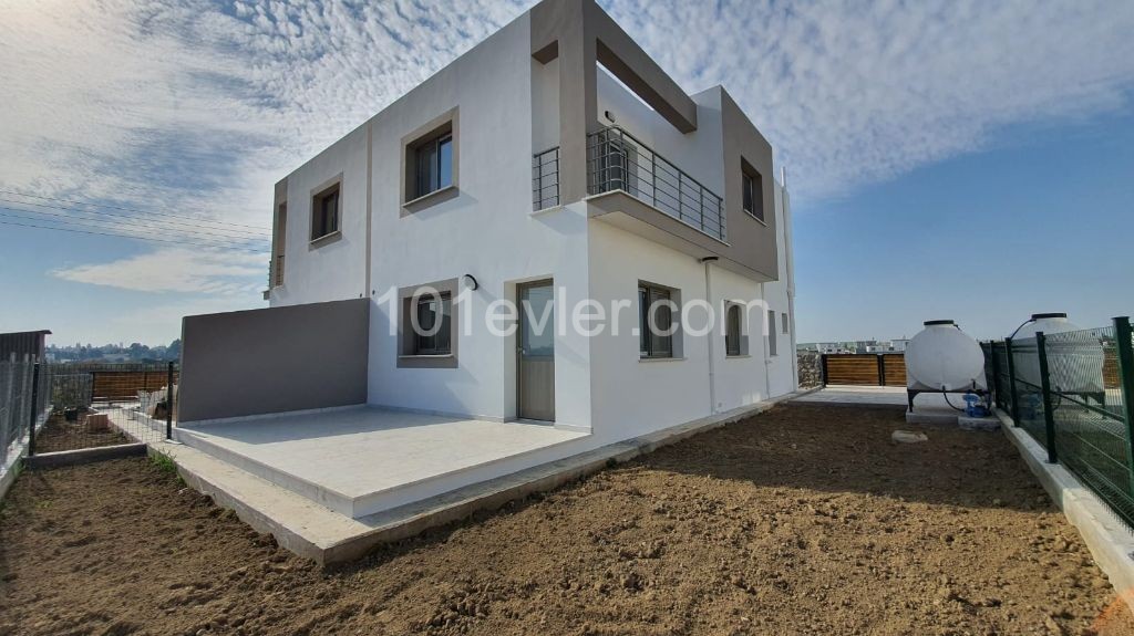 Semi Detached For Sale in Alayköy, Nicosia