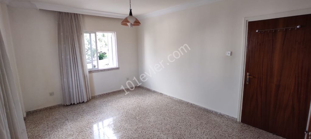 Flat For Sale in Kumsal, Nicosia