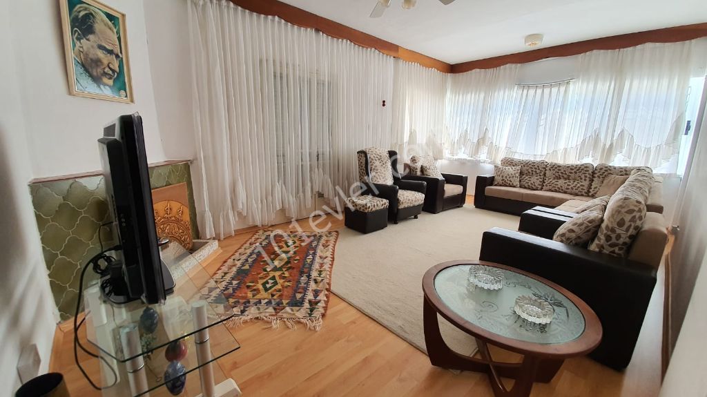 Detached House For Sale in Minareliköy, Nicosia