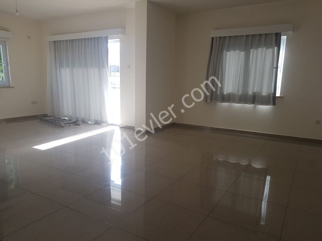 Flat To Rent in Küçük Kaymaklı, Nicosia