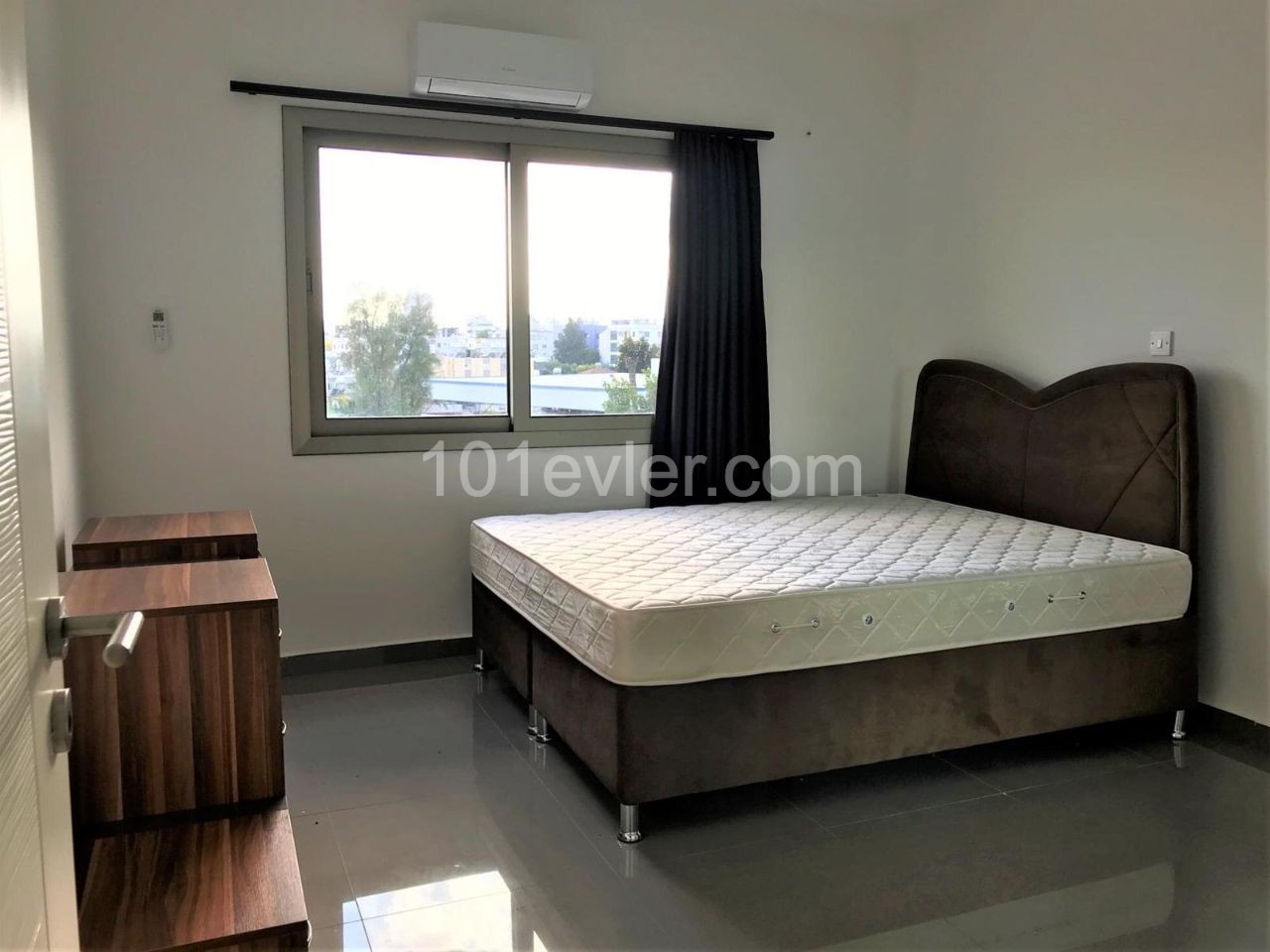 A Fully Furnished Apartment for Sale in Kucuk Kaymakli!!! ** 