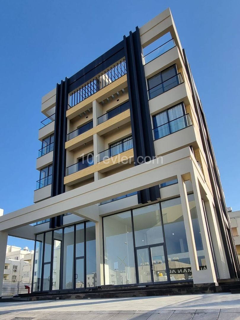 !!! VAT/TRANSFORMER INCLUDED !!! Super Luxury Residence Apartments with Full White Goods, Central Air Conditioning System, Elevator, Special Interior Design on the Main Artery in Küçük Kaymaklı !!! ** 