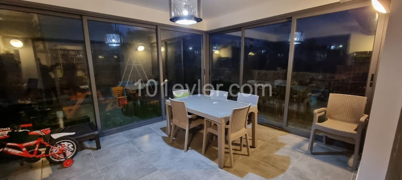 350m2 4 Schlafzimmer,Kamin,Super Luxus-Villa zum Verkauf in Bosporus!!! ** 