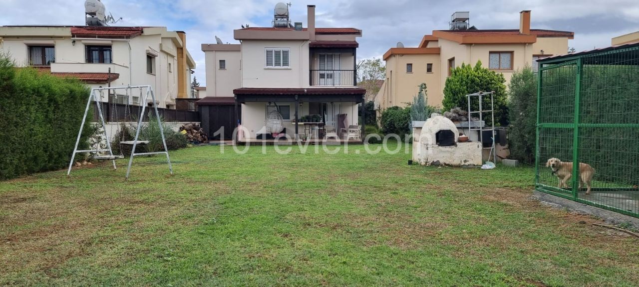 250 m2, 4 Bedroom, Large Garden, 4 Bedroom, Fireplace, Central Heating Luxury Villa in Hamitköy... ** 