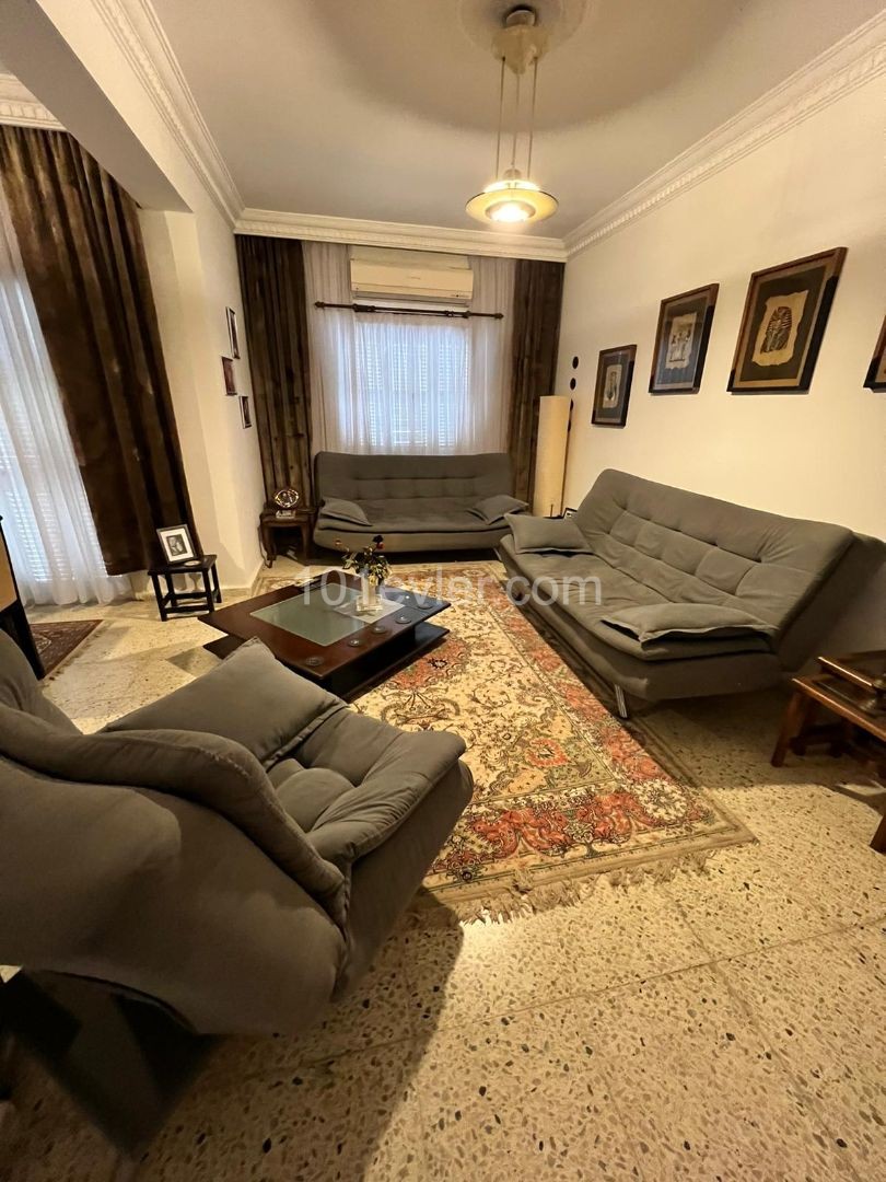 !!! OPPORTUNITY !!! 3+1 Flat for Sale in Ortaköy with Ground Floor Garden !!! ** 