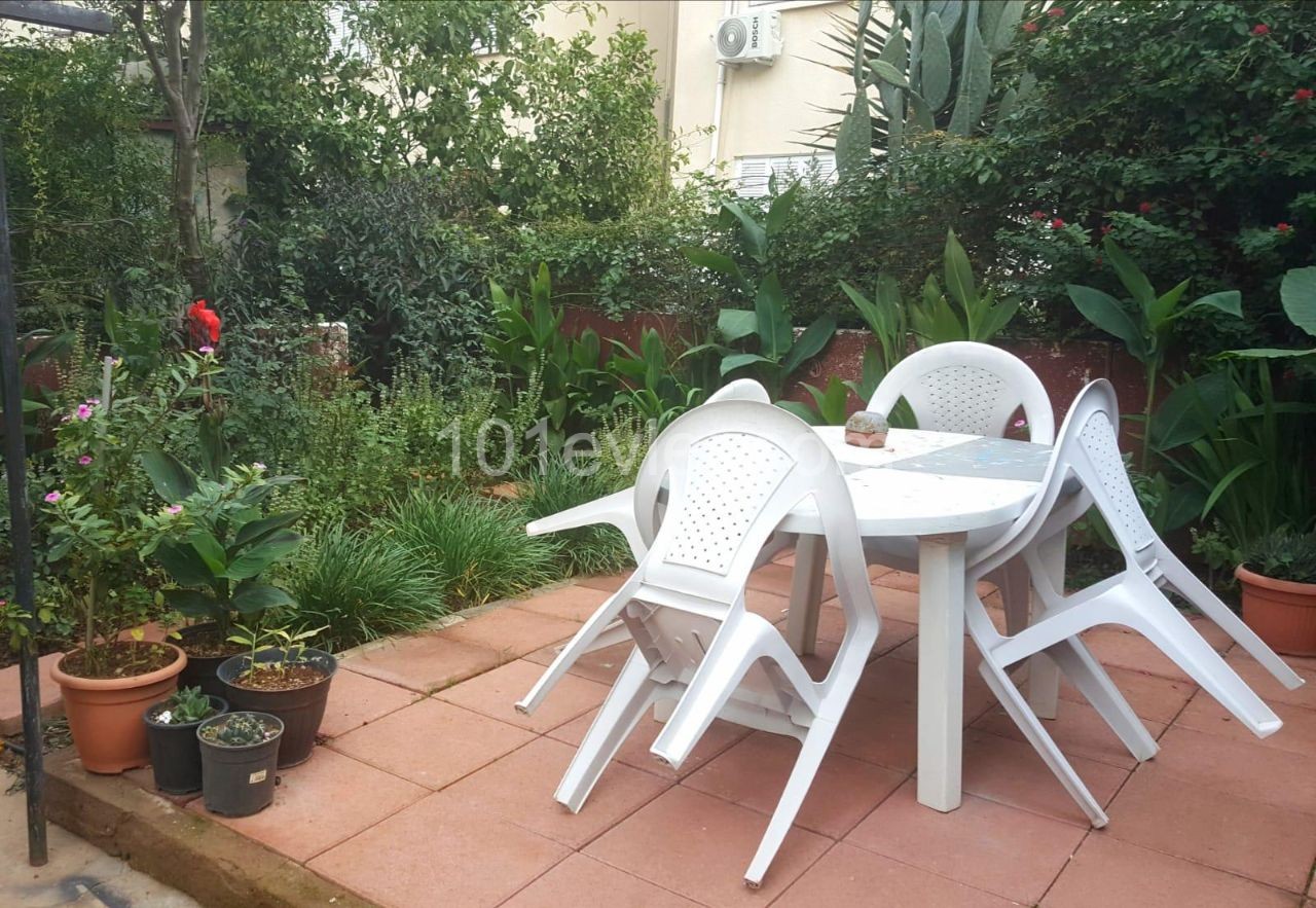 !!! OPPORTUNITY !!! 3+1 Flat for Sale in Ortaköy with Ground Floor Garden !!! ** 