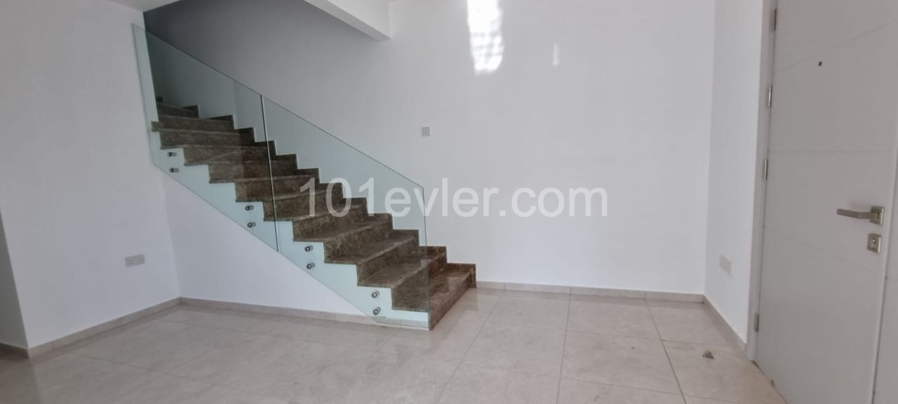 3+1 Turkish Villa for Sale in Yenikent Area !!! ** 