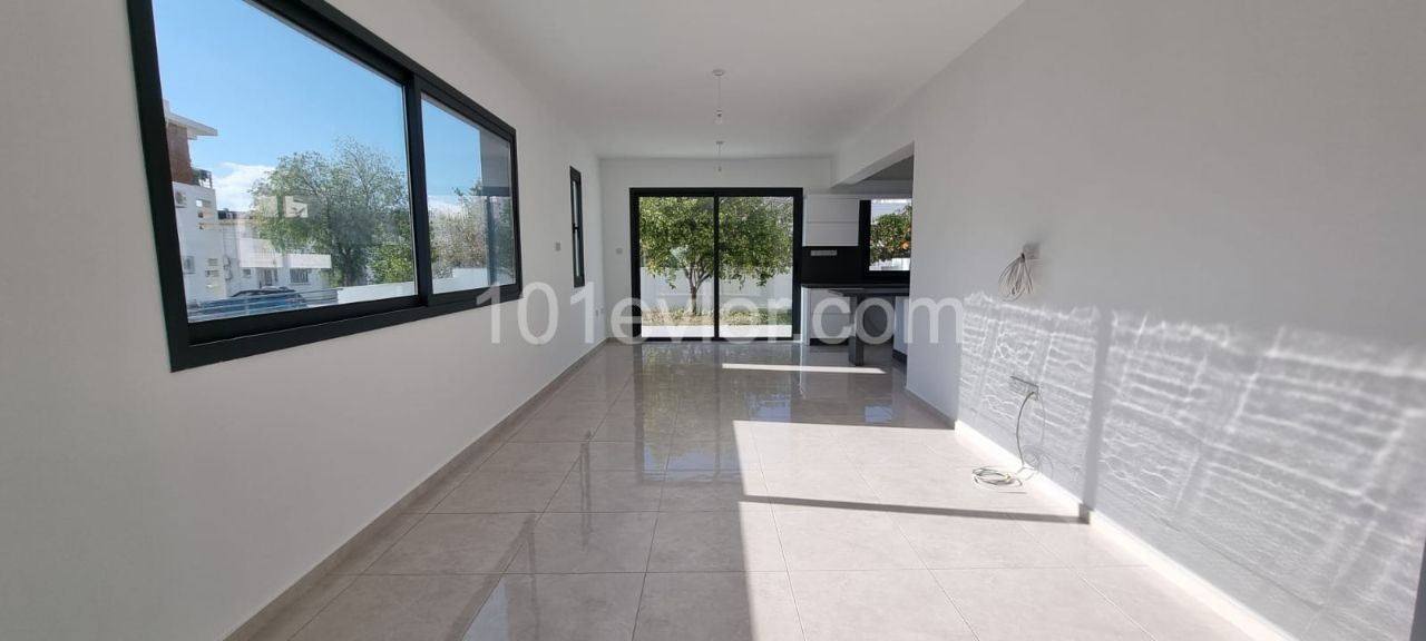 3+1 Turkish Villa for Sale in Yenikent Area !!! ** 