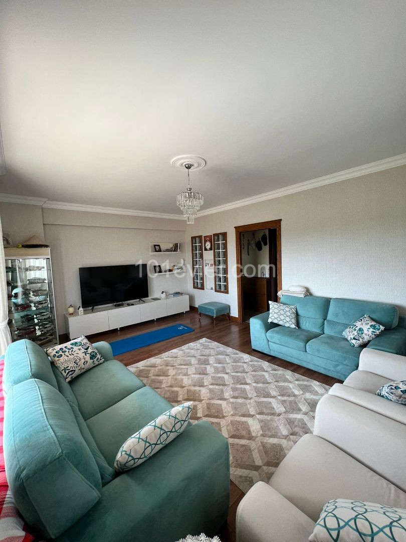 3+1 Flat for Sale in Dumlupınar !!! ** 