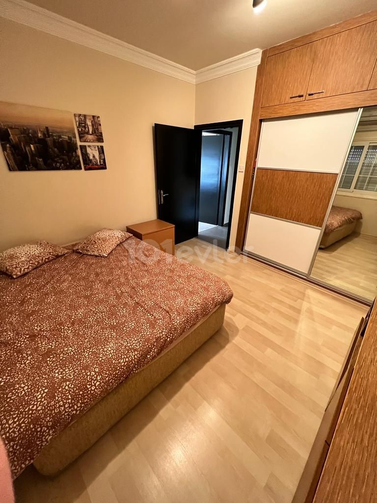 Flat for Sale in Nicosia Köşklüçiftlik Area !!! ** 