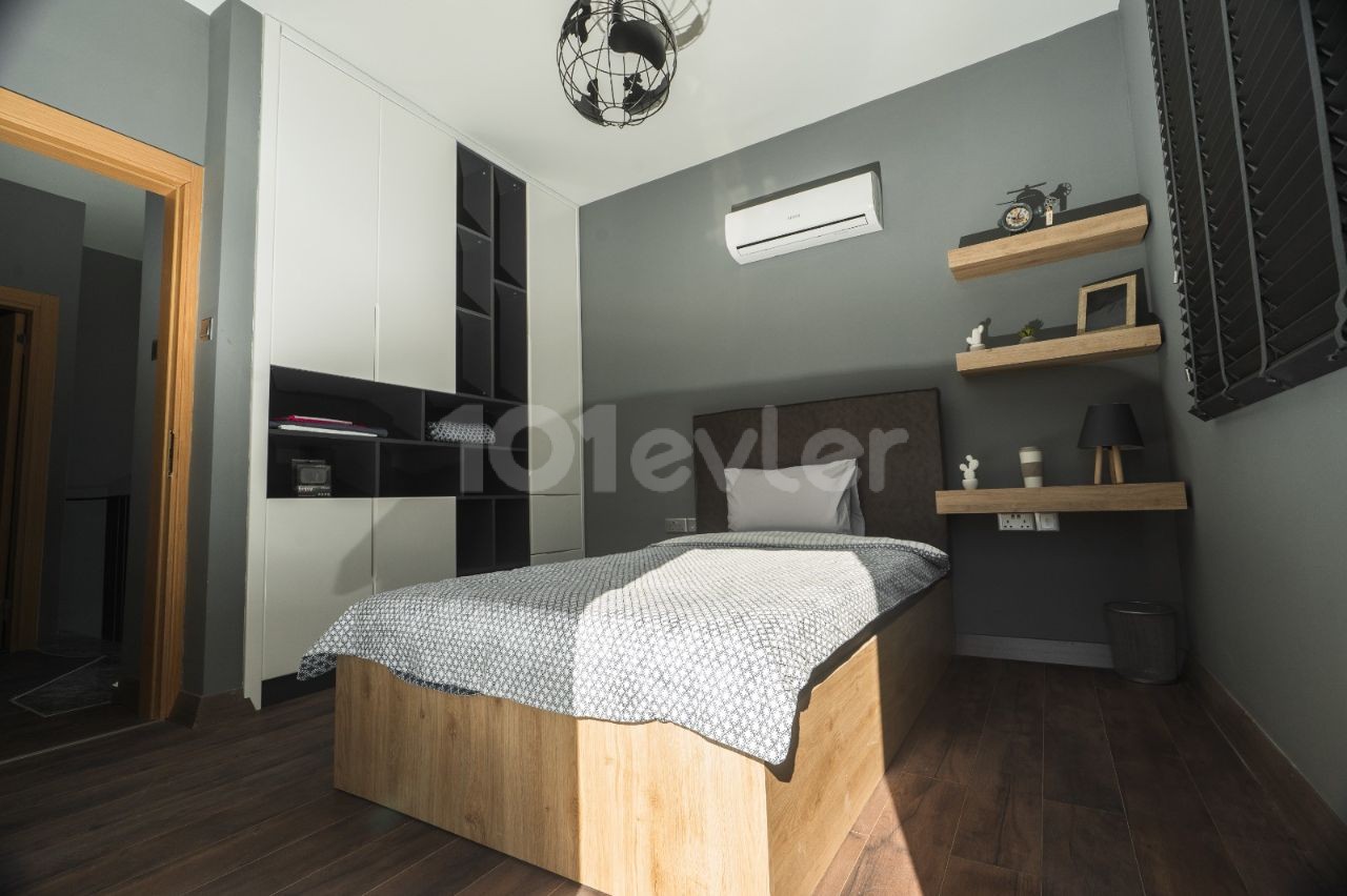 190m2 3 Schlafzimmer voll freistehende Villen in der Bosporus-Website !!! ** 