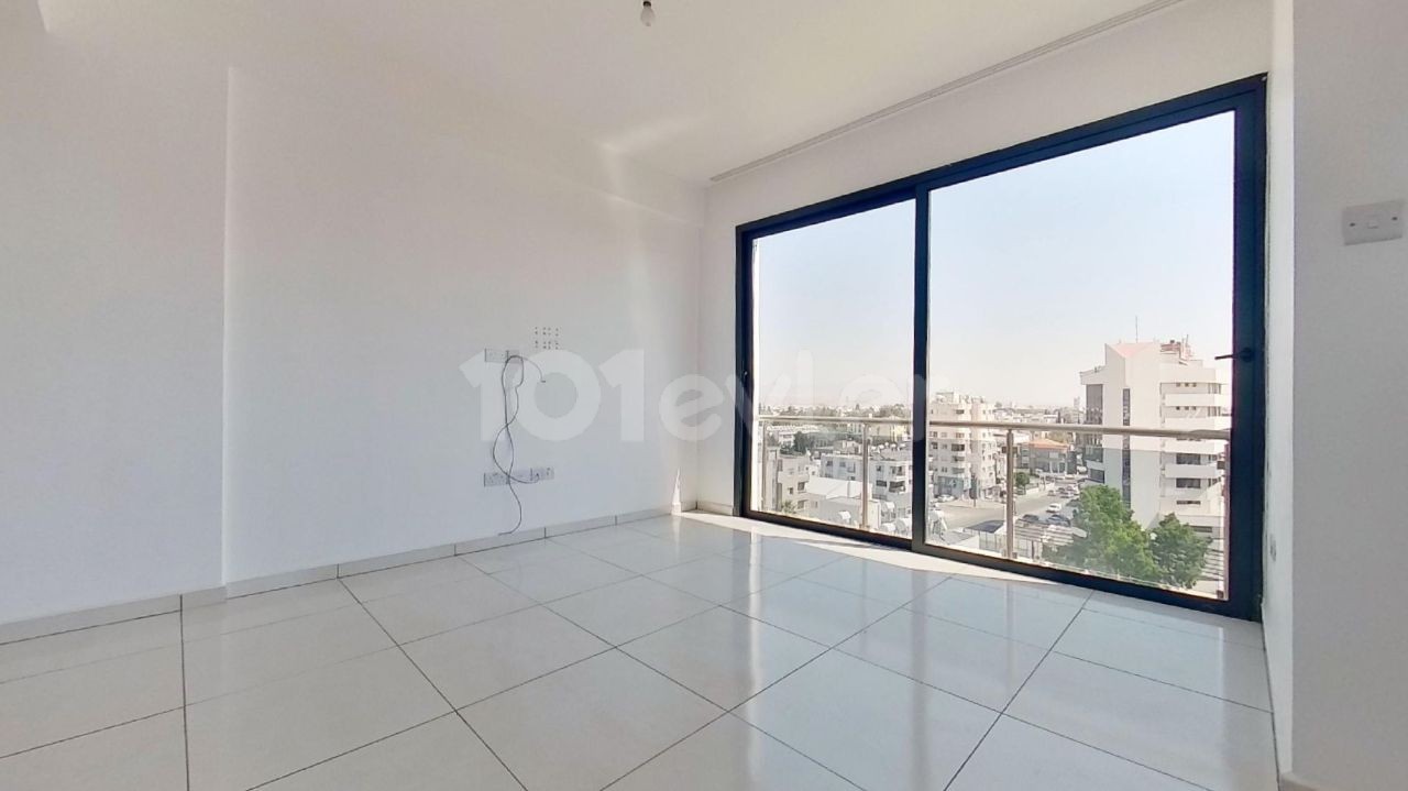 2 + 1 Apartment for Sale in the Central Yenişehir District of Nicosia, in an Easy to Reach Location!!! ** 