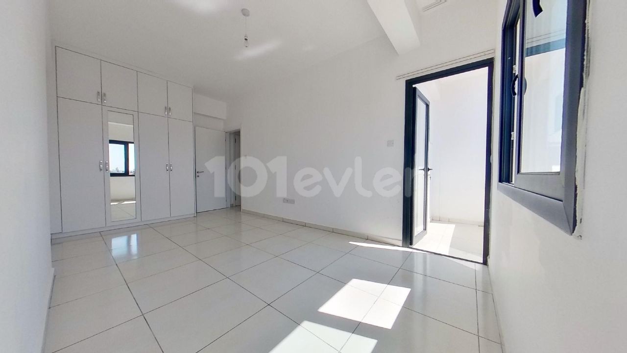 2 + 1 Apartment for Sale in the Central Yenişehir District of Nicosia, in an Easy to Reach Location!!! ** 