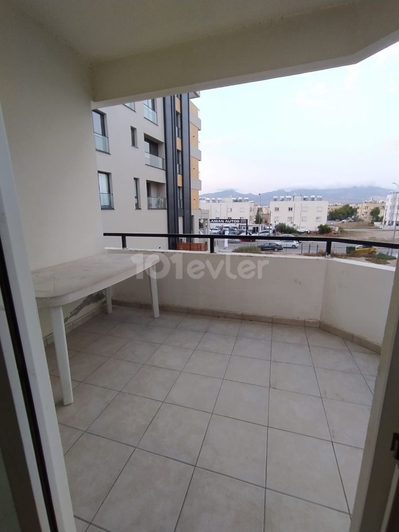 Flat To Rent in Küçük Kaymaklı, Nicosia