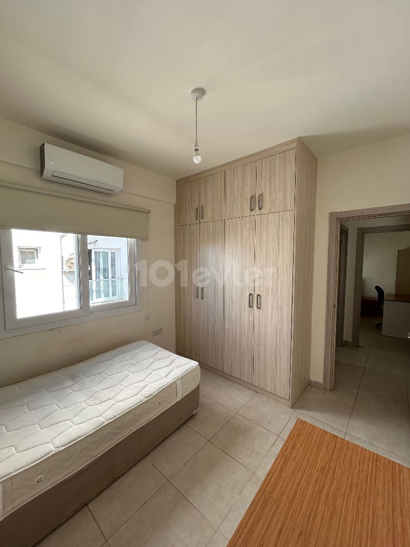 2+1 Flat for Sale in Küçük Kaymaklı Area!!!