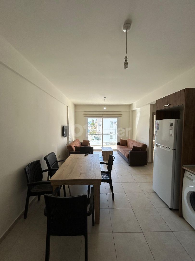 2+1 Flat for Sale in Küçük Kaymaklı Area!!!