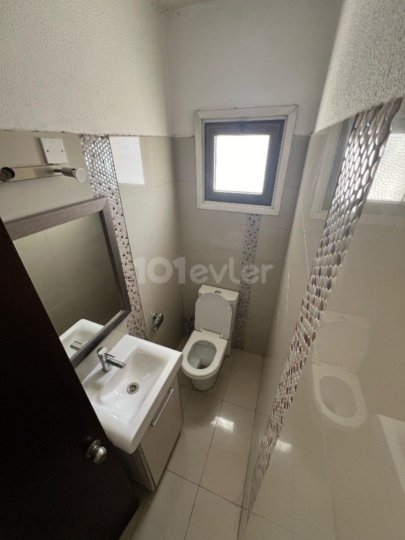 3+1 Flat for Sale in Göçmenköy Area!!!