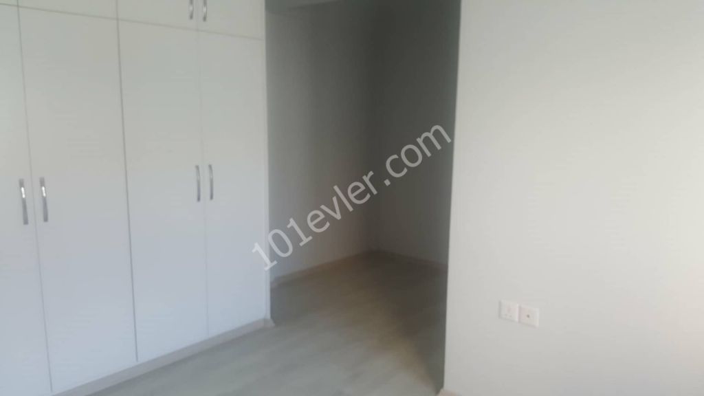 Flat For Sale in Küçük Kaymaklı, Nicosia