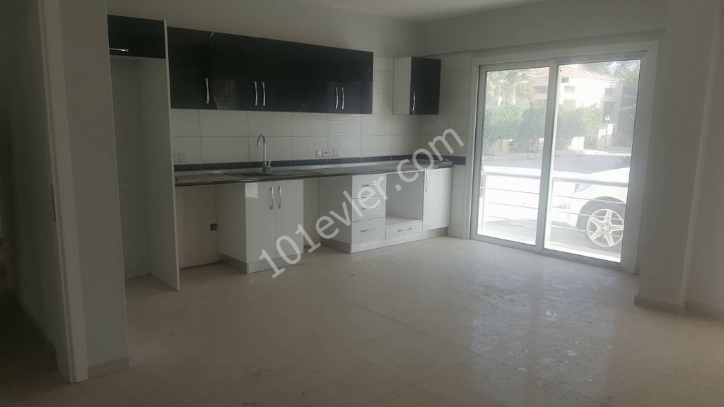 Flat For Sale in Küçük Kaymaklı, Nicosia