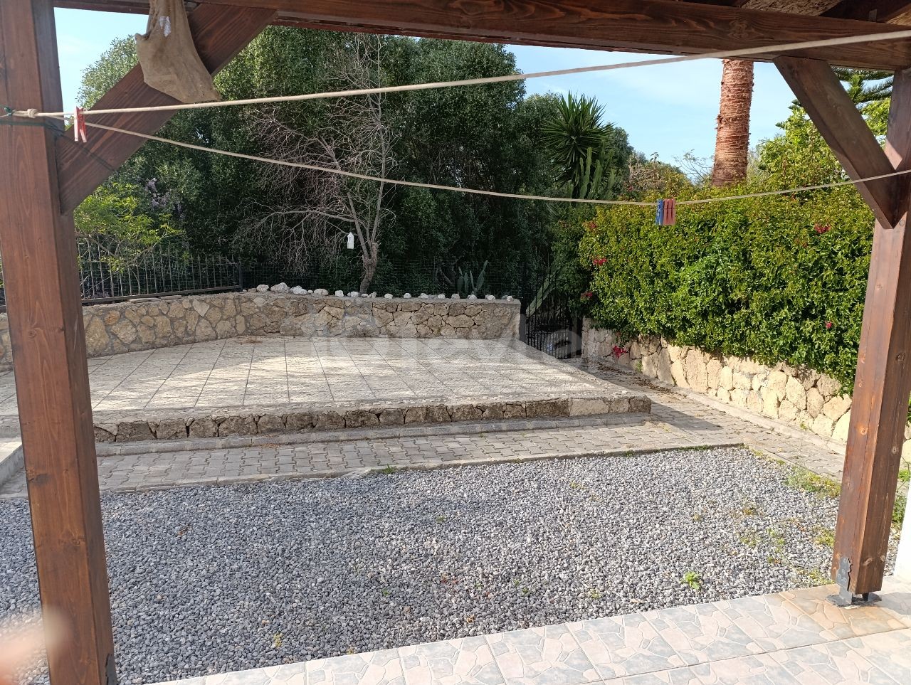 Komplett möblierte 3+1 Villa zur Miete in Kyrenia Özankoy.