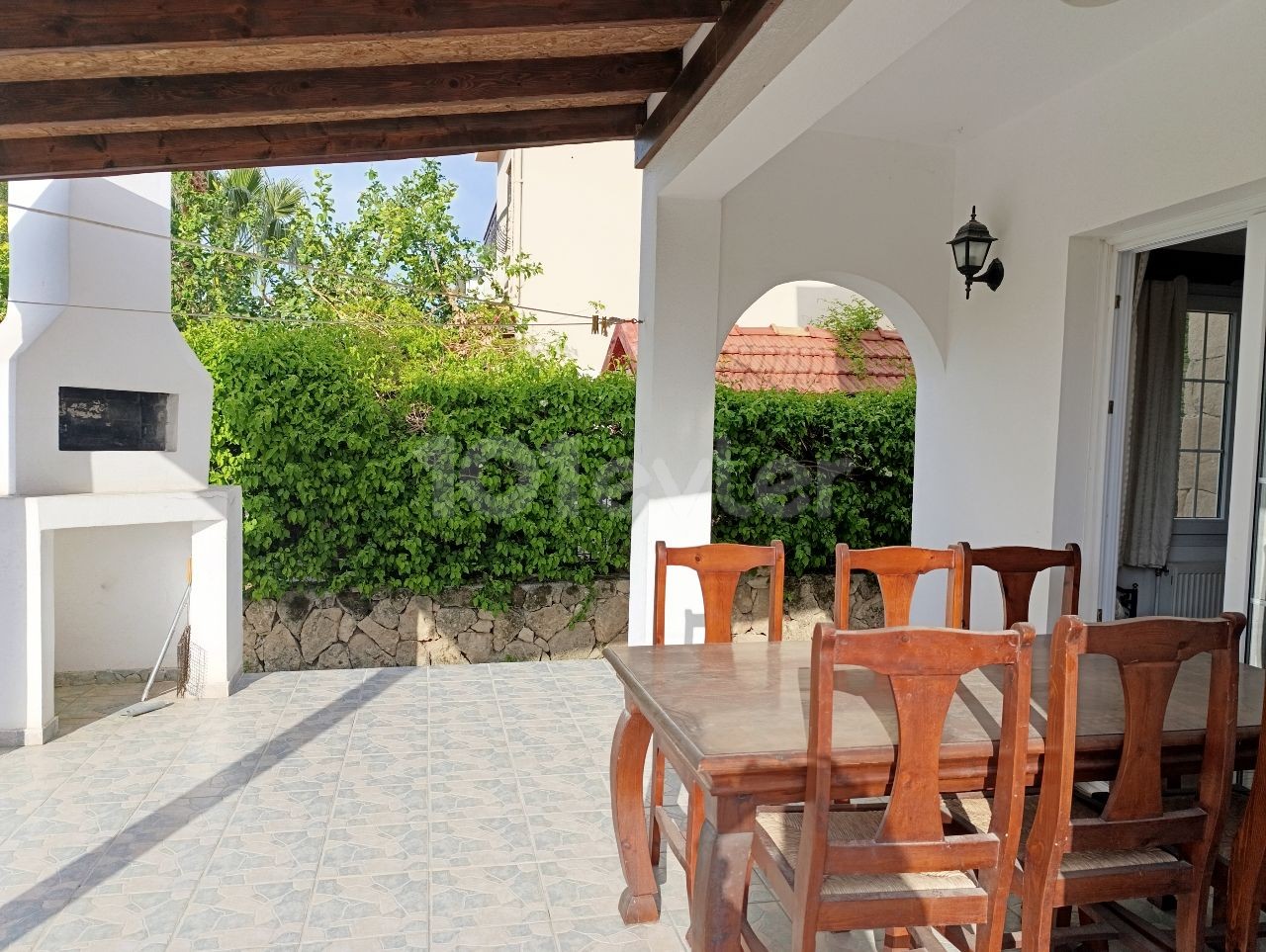 Komplett möblierte 3+1 Villa zur Miete in Kyrenia Özankoy.