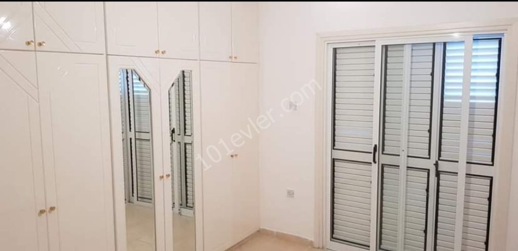 Nicosia-Gönyeli 3+1 fully furnished flat for rent from owner (6 months+1 deposit) (05338414360)