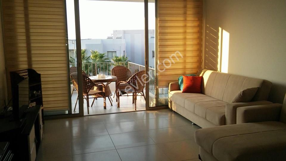 Flat To Rent in Alsancak, Kyrenia