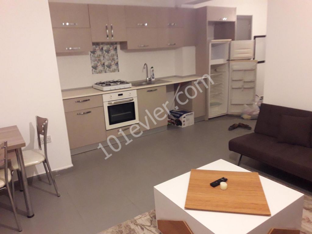 Flat To Rent in Girne Merkez, Kyrenia