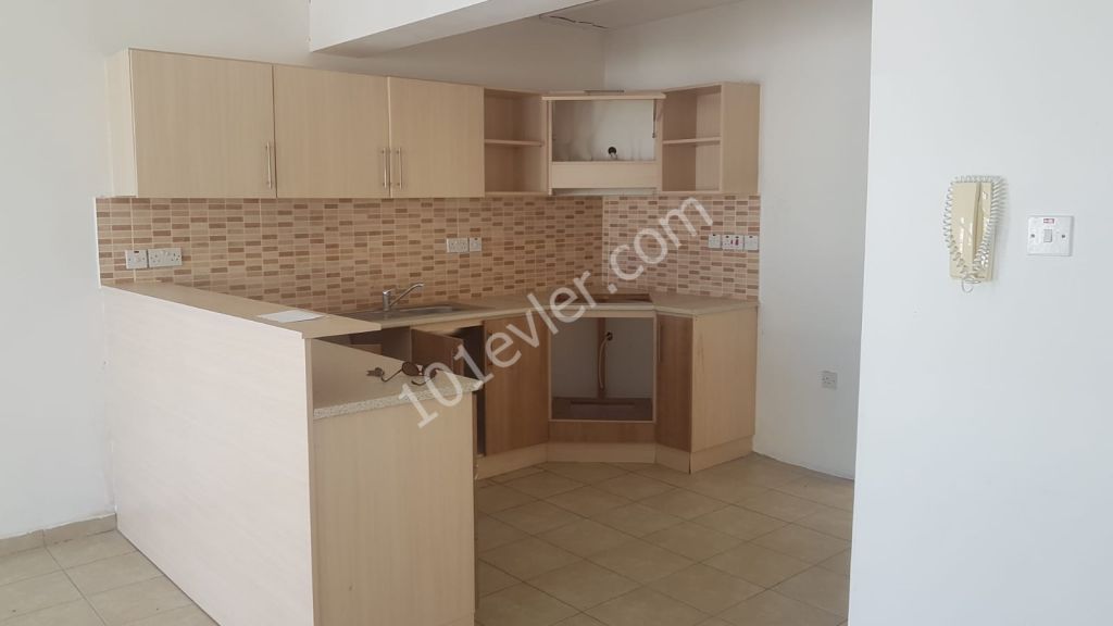 Flat For Sale in Alsancak, Kyrenia