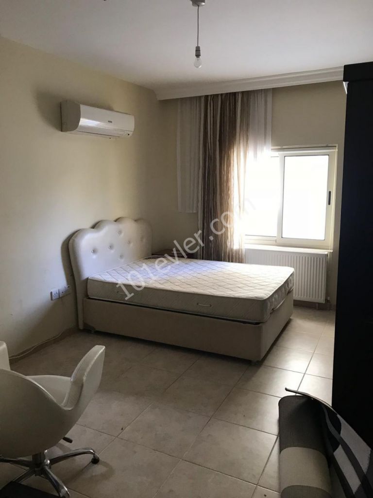 Flat For Sale in Alsancak, Kyrenia