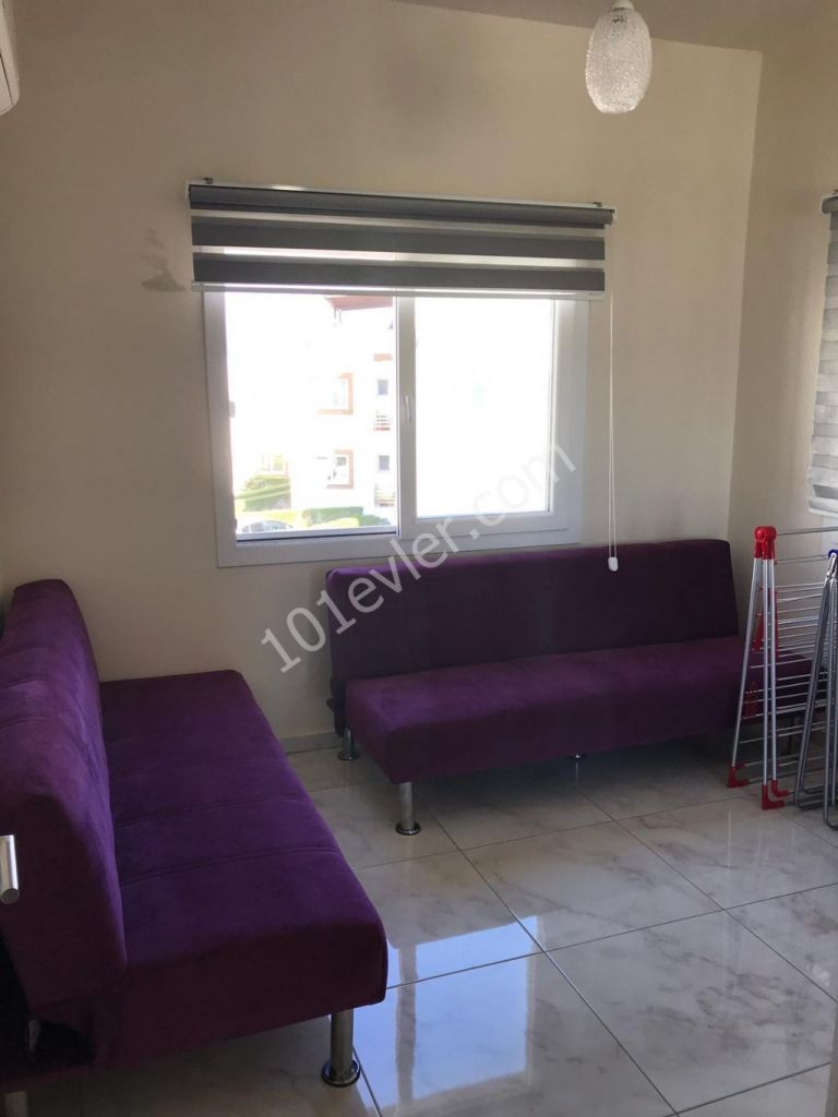 Flat To Rent in Alsancak, Kyrenia