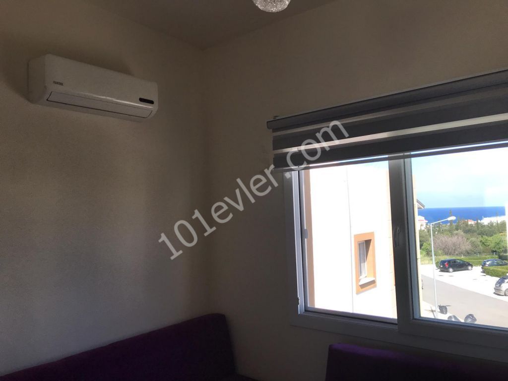 Flat To Rent in Alsancak, Kyrenia