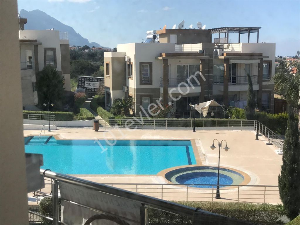 Flat To Rent in Alsancak, Kyrenia