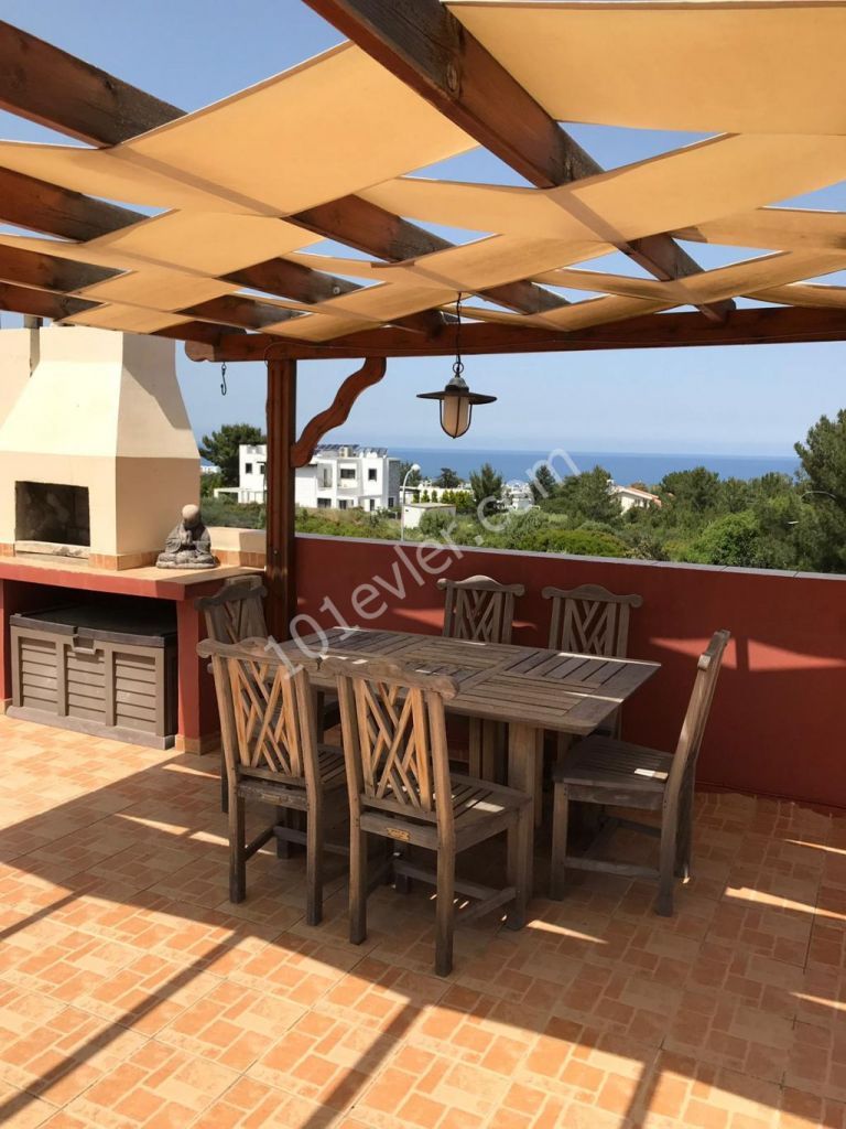 Detached House For Sale in Alsancak, Kyrenia