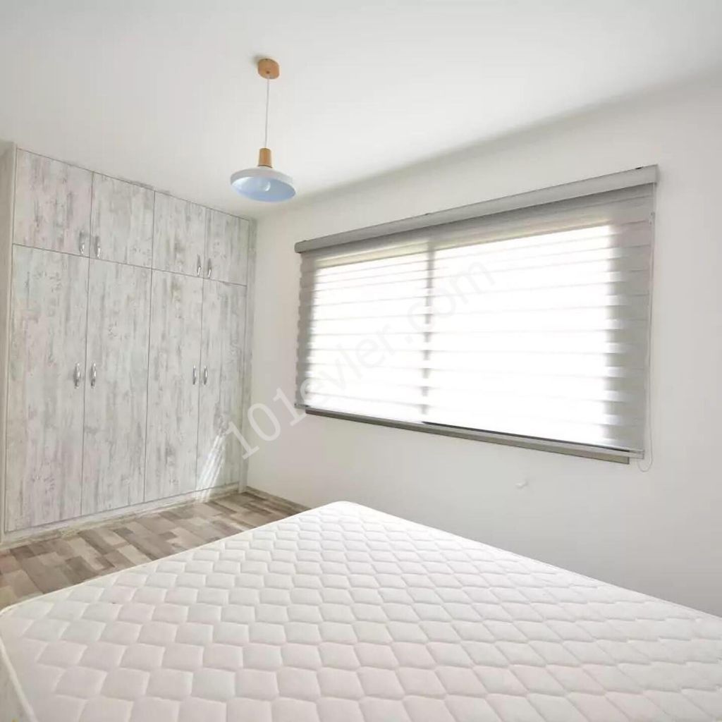 Girne Ciklos'ta Almahara Club yakınında havuzlu site içerisinde kiralık full lüks eşyalı deniz manzaralı geniş apartman dairesi.05338376242