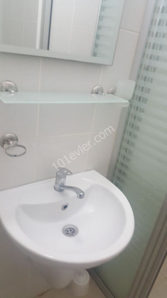 Flat To Rent in Girne Merkez, Kyrenia