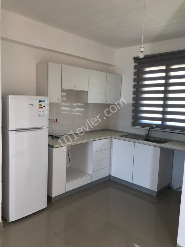 Flat To Rent in Alsancak, Kyrenia