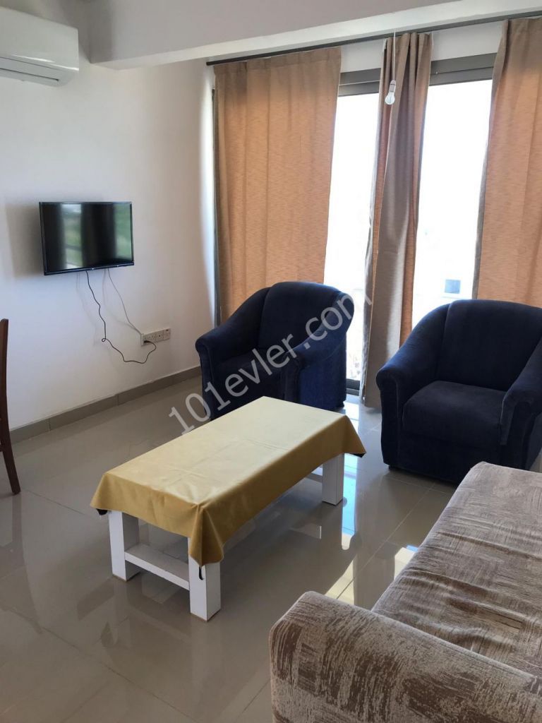 Flat To Rent in Alsancak, Kyrenia