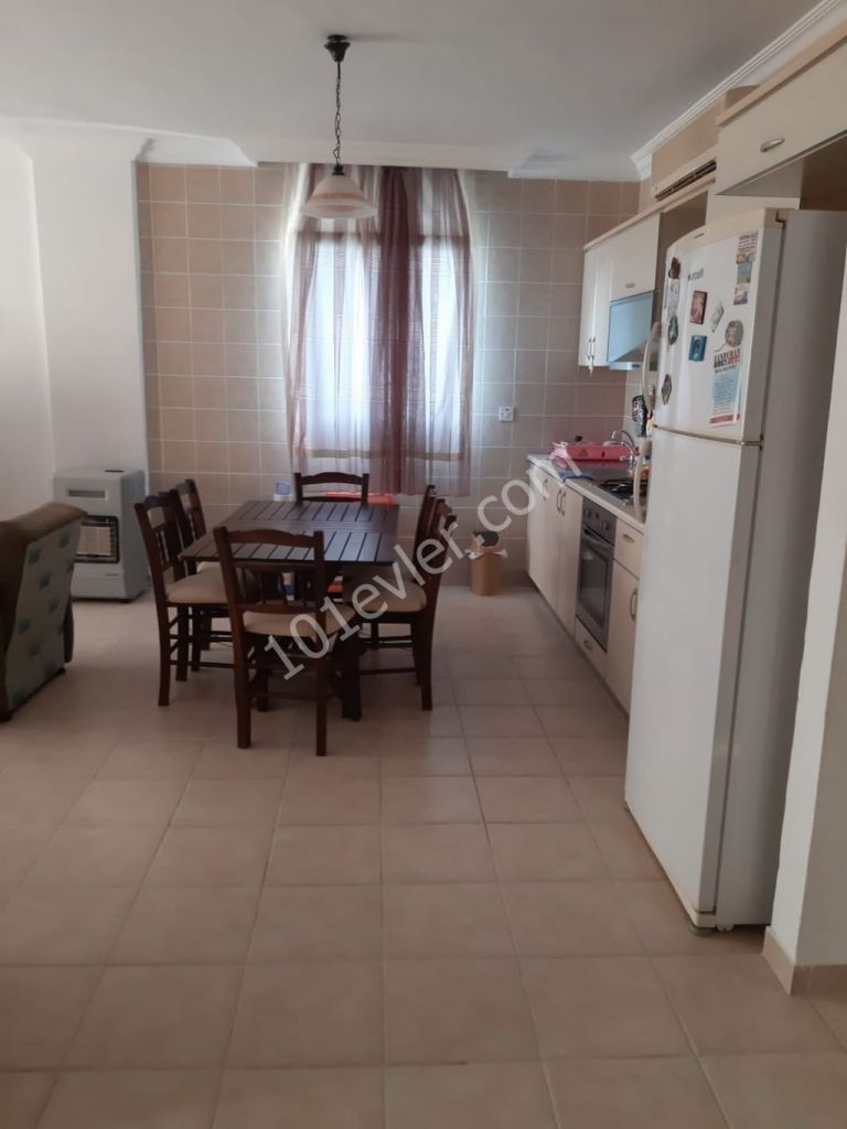 Flat To Rent in Girne Merkez, Kyrenia