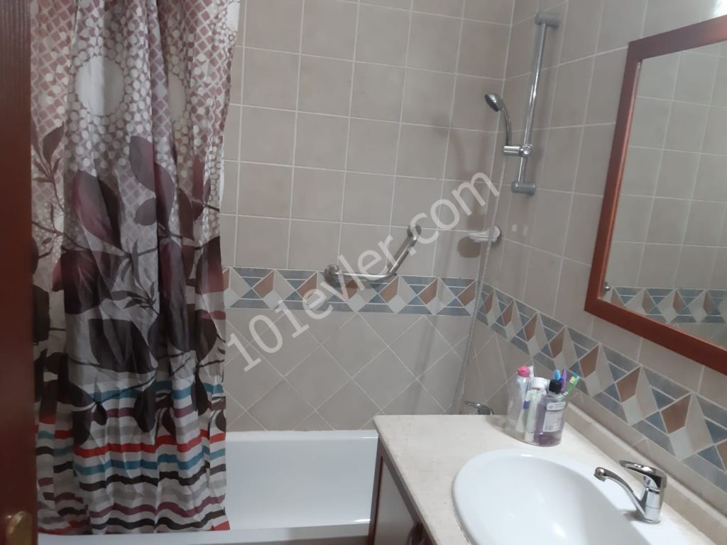 Flat To Rent in Girne Merkez, Kyrenia