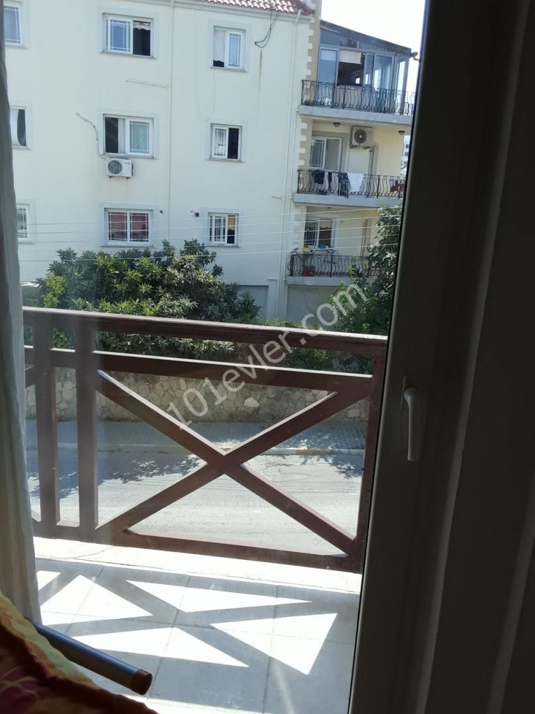 Flat To Rent in Girne Merkez, Kyrenia