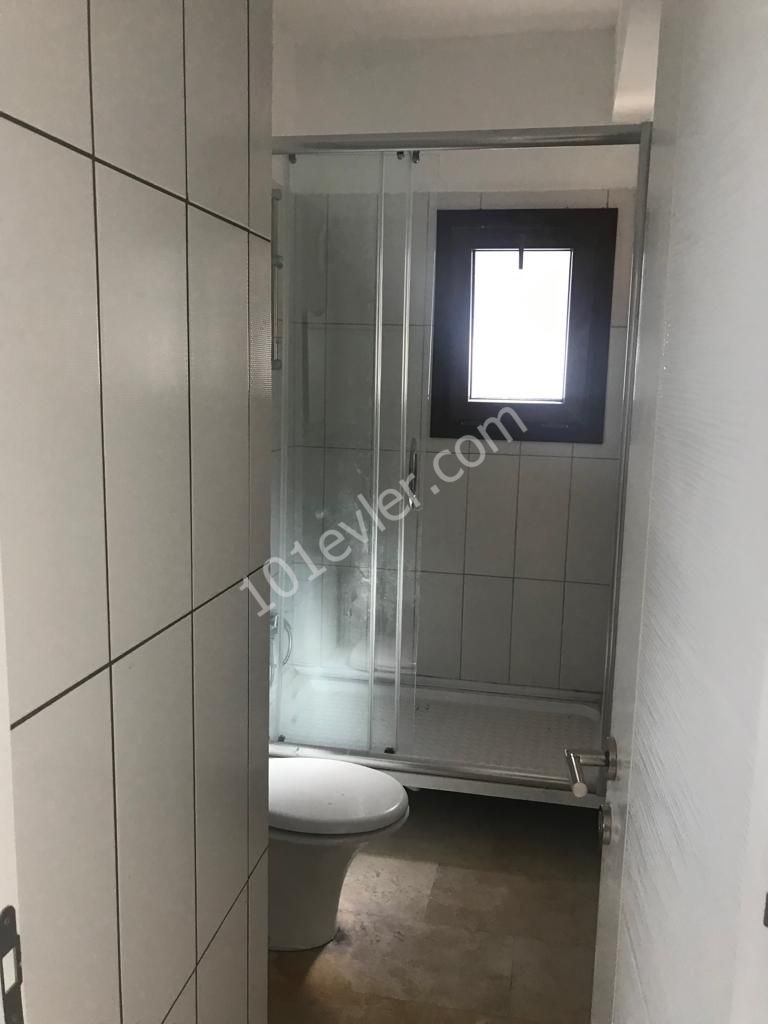 Flat To Rent in Türk Mahallesi, Kyrenia