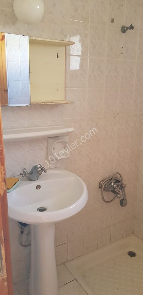 alsancak merit yanında kiralık 2+1 bahçeli müstakil ikiz bungalov