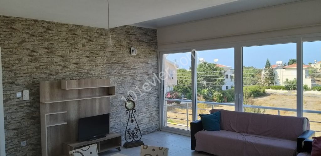 2+1 penthouse apartment for sale in equivalent kocanli next to kyrenia karaoglanoglu kaya palazzo hotel.. a spacious balcony with mountain and sea views opens the doors of tranquility to you with a 200-meter distance from the sea and a 90m2 terrace.. ** 