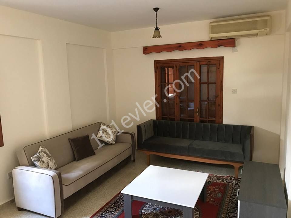 Detached House To Rent in Girne Merkez, Kyrenia