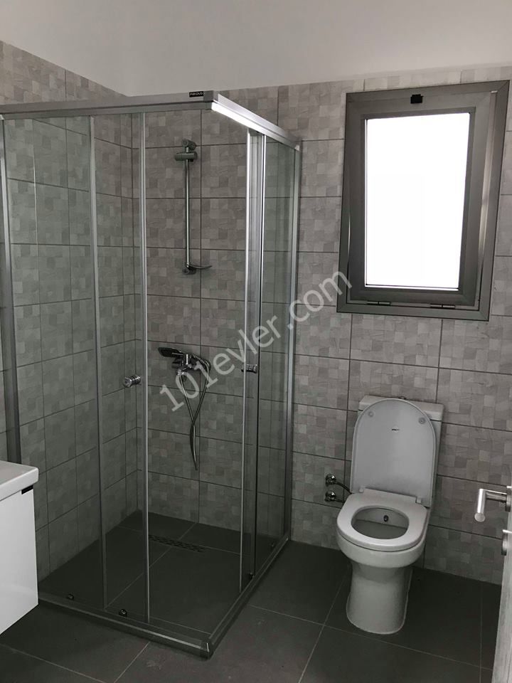 Flat To Rent in Alsancak, Kyrenia