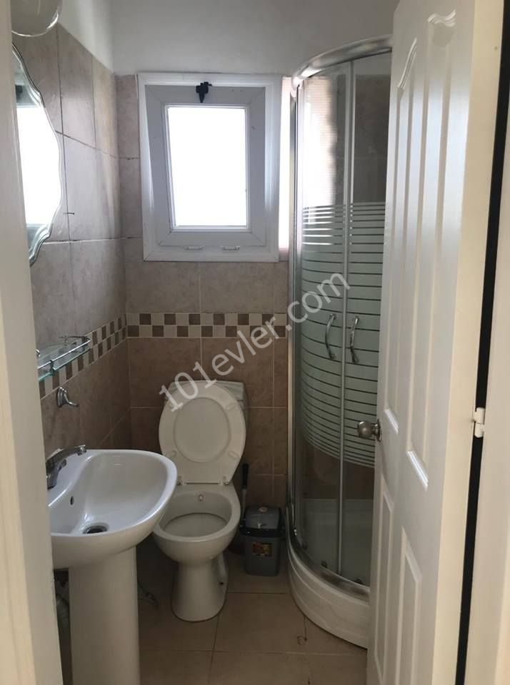 Flat To Rent in Girne Merkez, Kyrenia